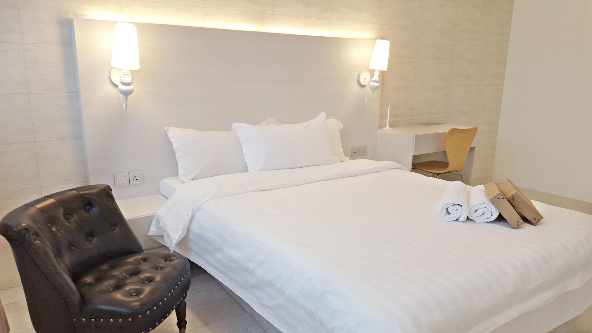 Creator Hotel Кулай Екстер'єр фото